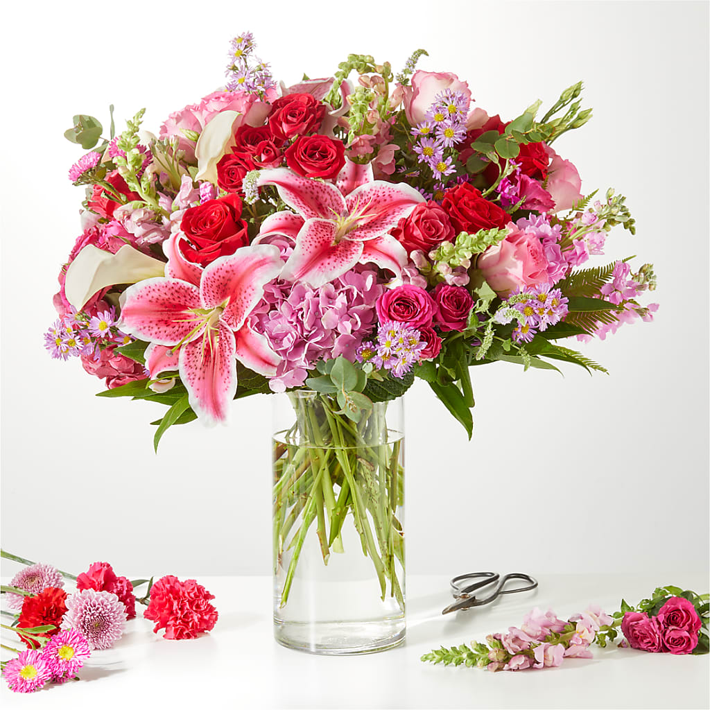 Swooning Over You - A Luxury Florist Original – A Country Home Floral, Baker City OR