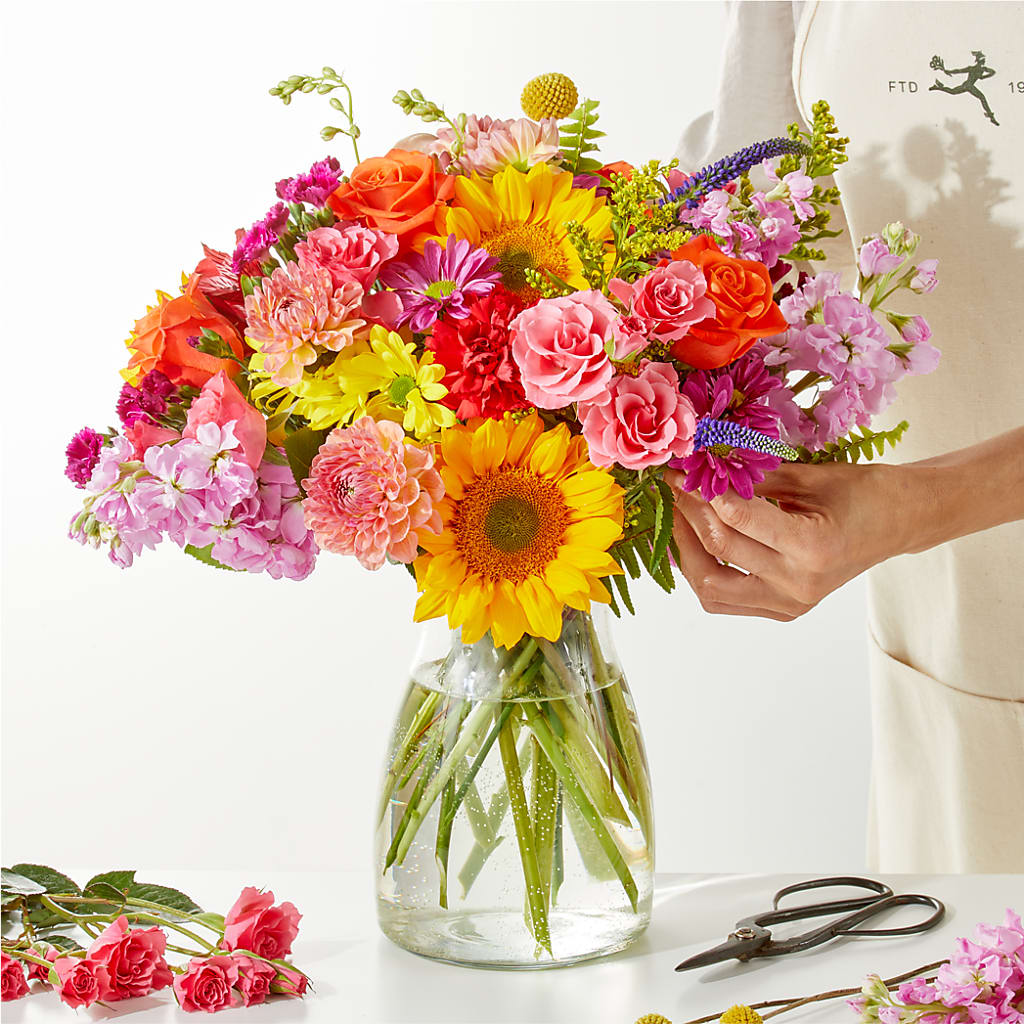Cue the Confetti - A Florist Original – A Country Home Floral, Baker City OR