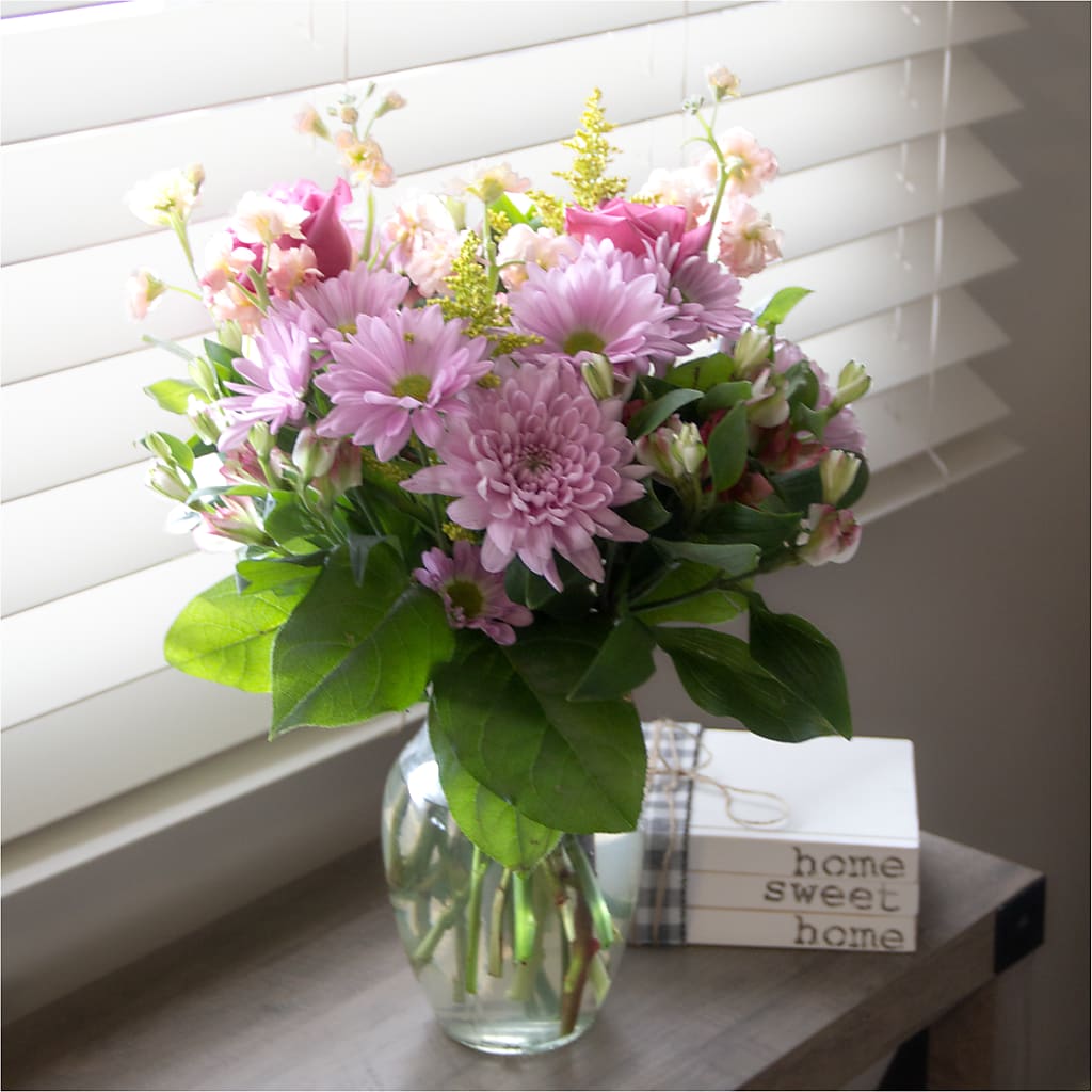 Pastel Tradition - A Florist Original – A Country Home Floral, Baker City OR