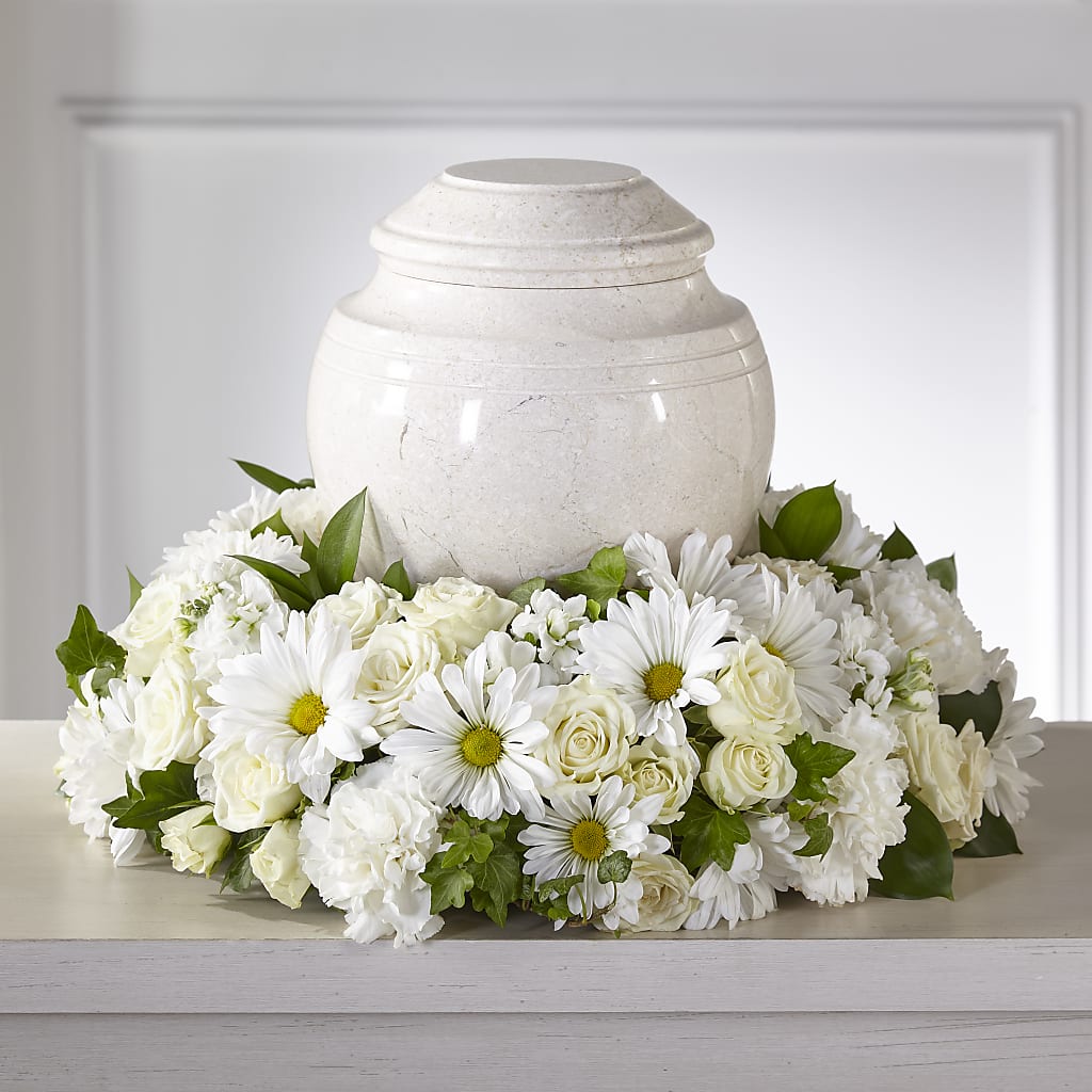 Ivory Gardens Cremation Adornment – A Country Home Floral, Baker City OR