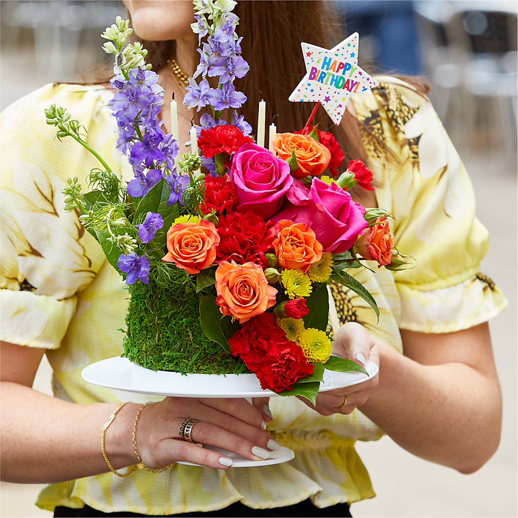 Best Year Yet Floral Cake – A Country Home Floral, Baker City OR