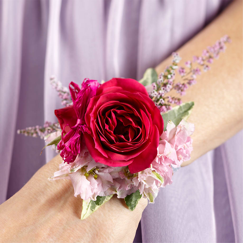 Rose Charm Corsage – A Country Home Floral, Baker City OR