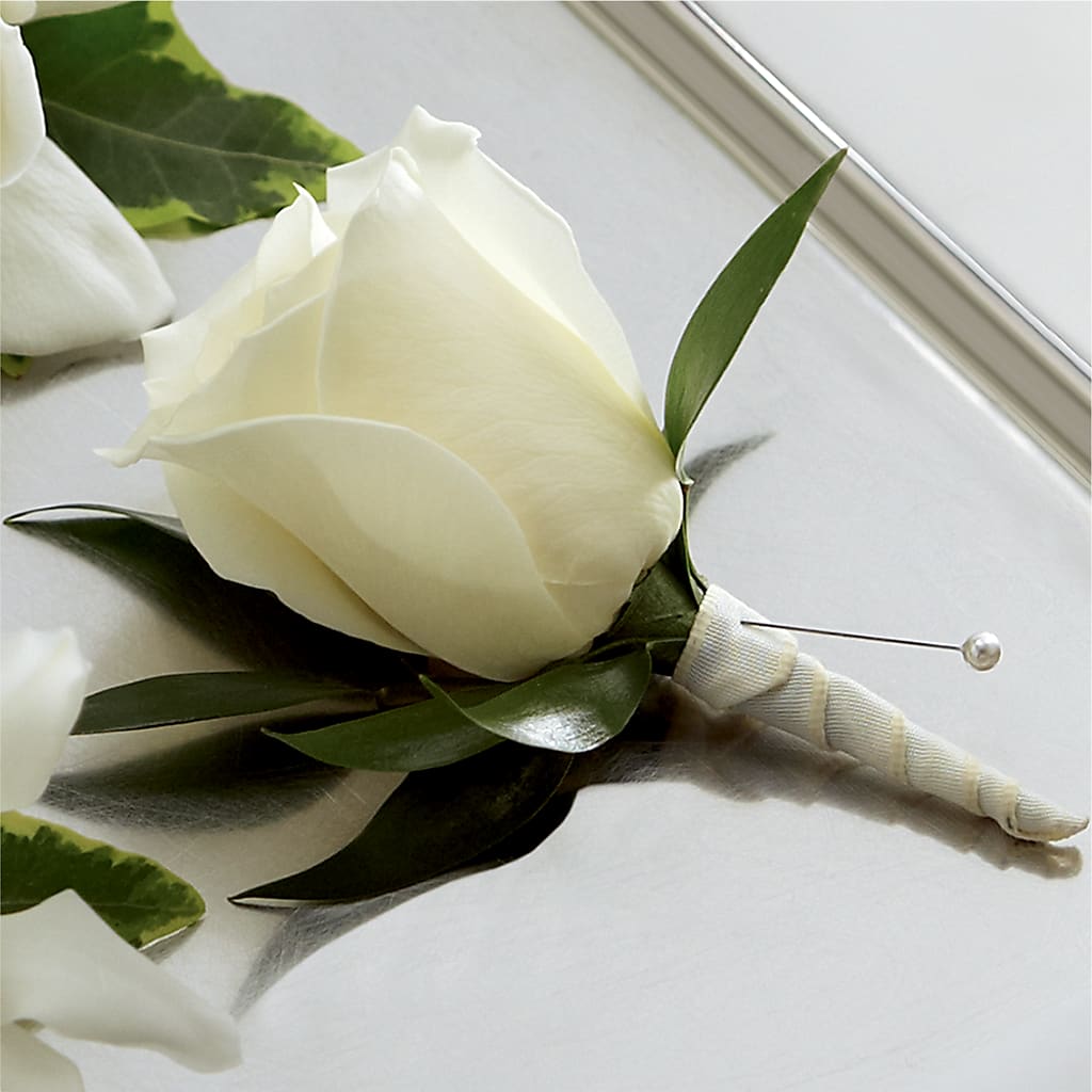 White Rose Boutonniere – A Country Home Floral, Baker City OR