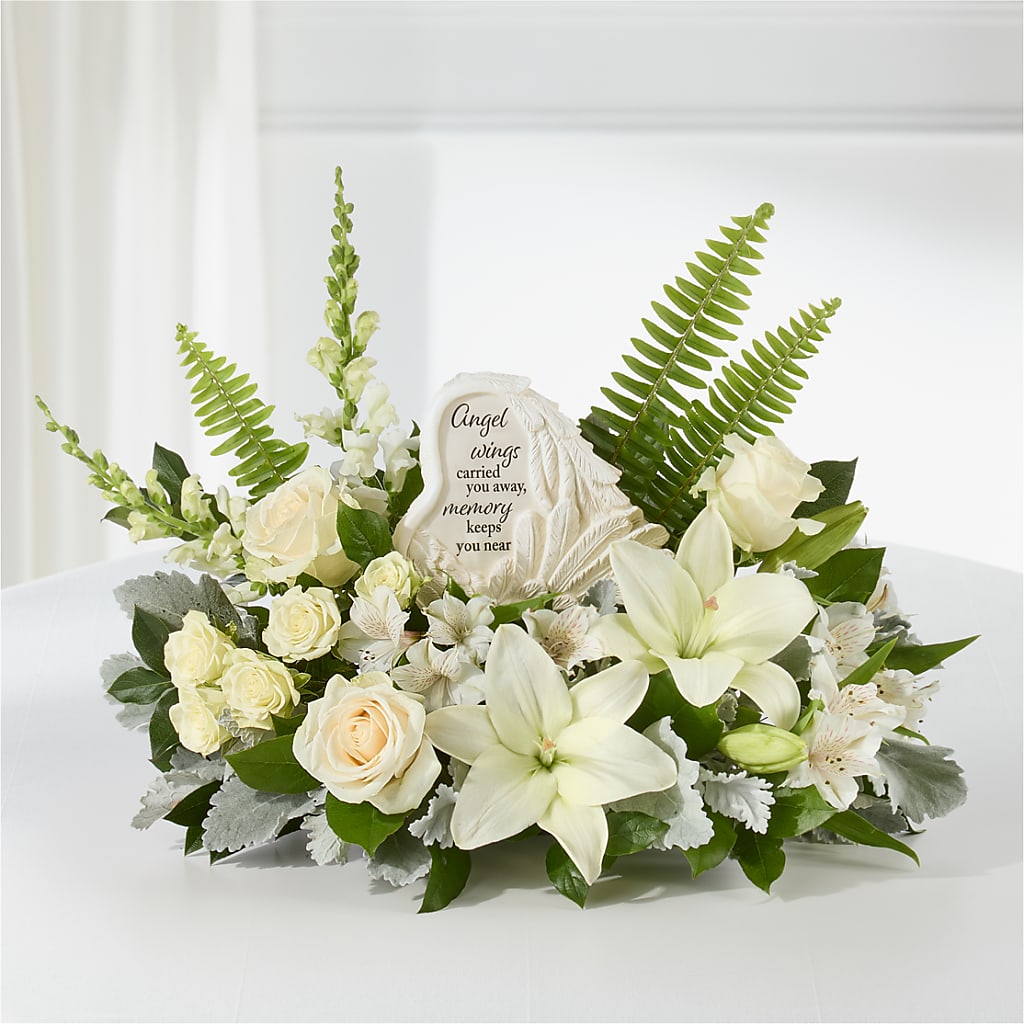Holding You Close Arrangement –  A Country Home Floral, Baker City OR
