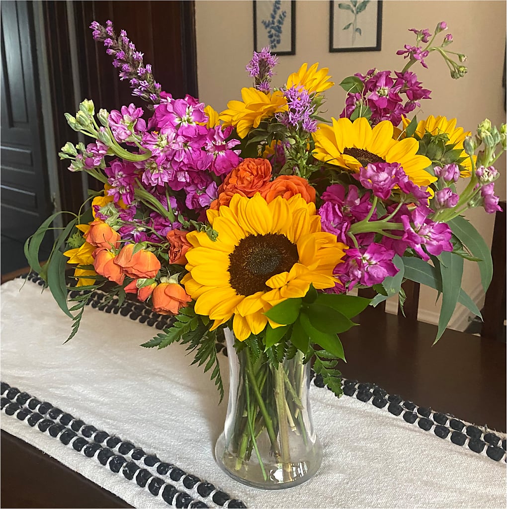 Rays of Life Bouquet –  A Country Home Floral, Baker City OR