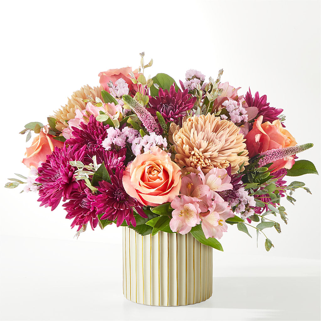 Berry Cobbler Bouquet with Ivory Vase –  A Country Home Floral, Baker City OR