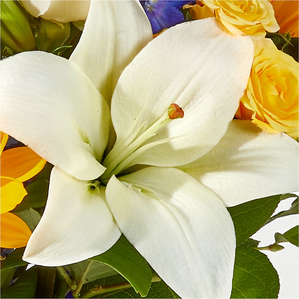 Wonderfully Sunny Bouquet –  A Country Home Floral, Baker City OR