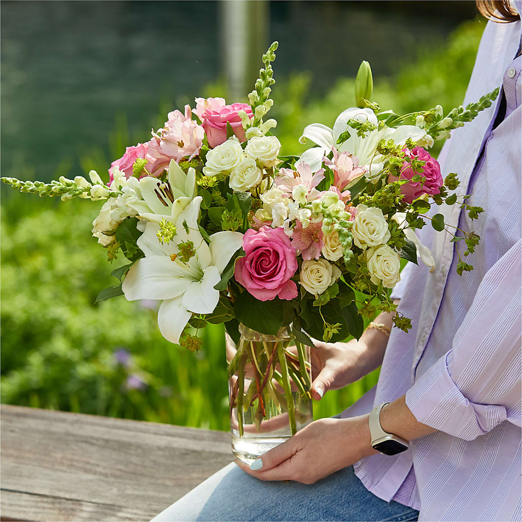 Fondly Bouquet –  A Country Home Floral, Baker City OR